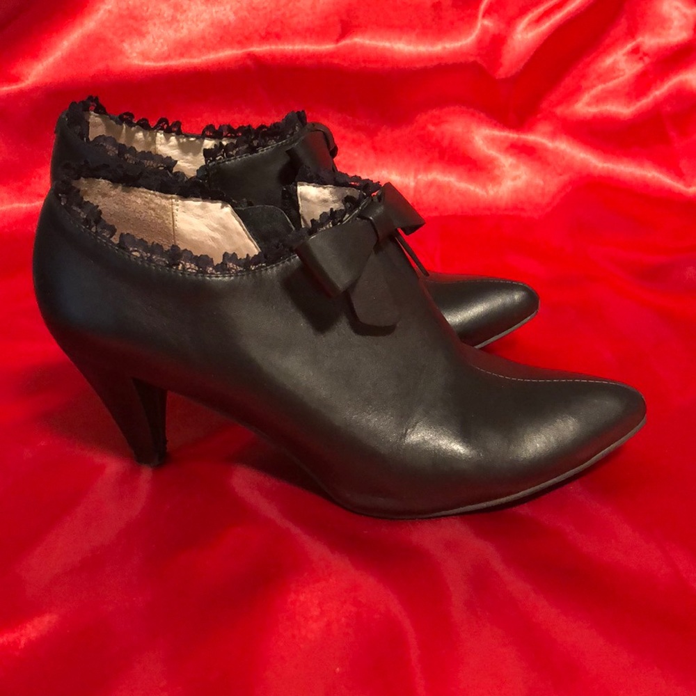 Black heels